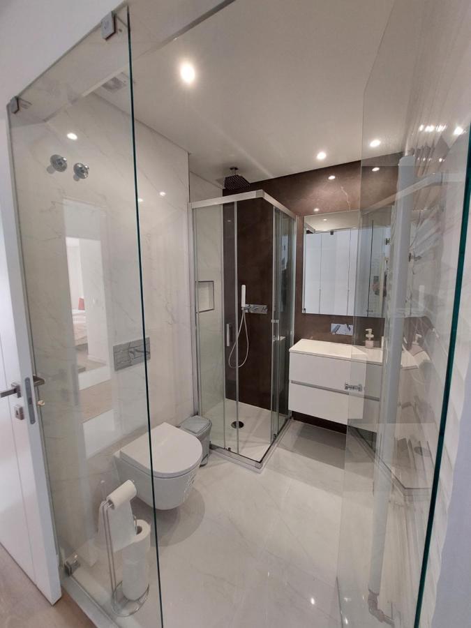 Beach Life Apartment, New, Elegant And Cozy Nazaré Esterno foto